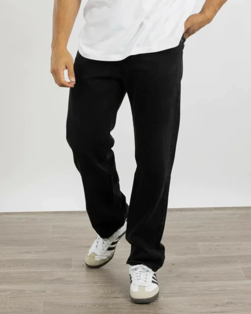 555 Relaxed Straight Jeans