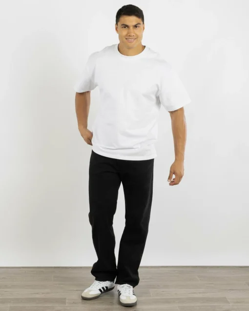 555 Relaxed Straight Jeans