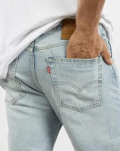 555 Relaxed Straight Jeans