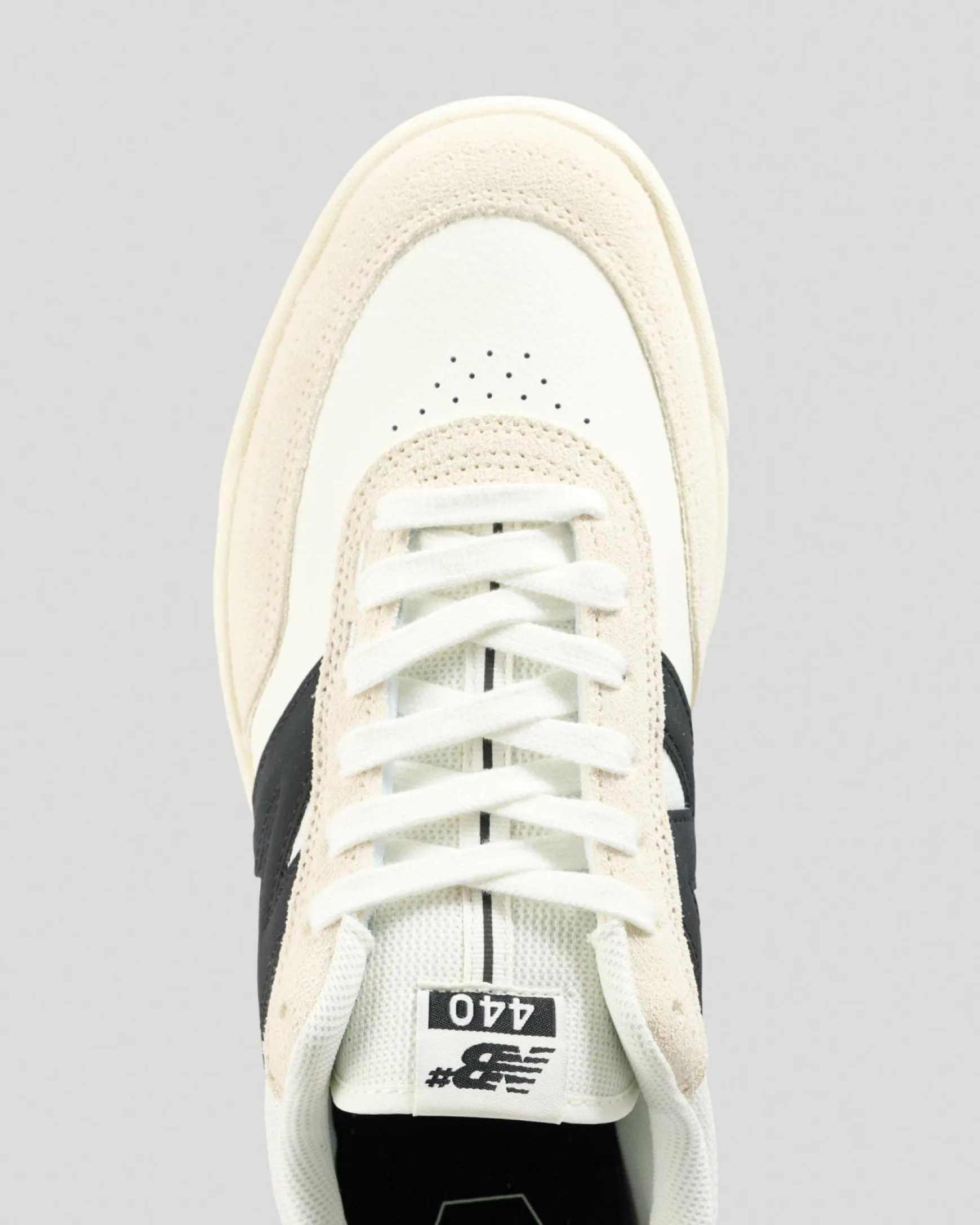 440 V2 Shoes