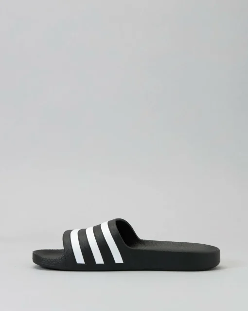 Adilette Aqua Slides