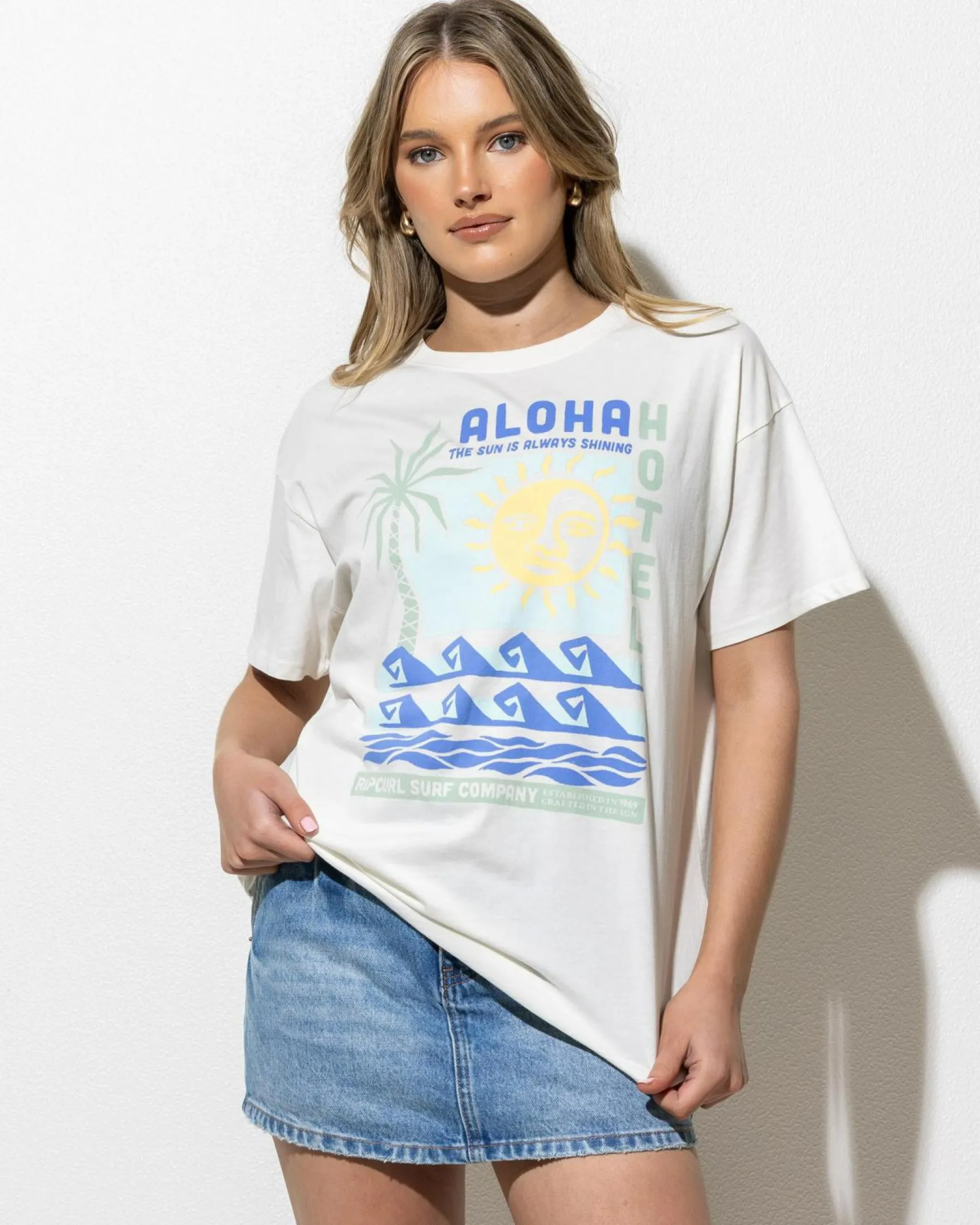 Aloha Hotel Relaxed T-Shirt
