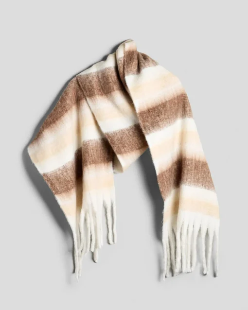 Amelia Scarf