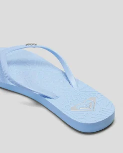 Antilles II Thongs