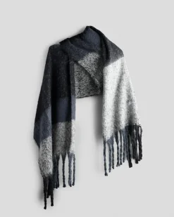 Ashley Scarf