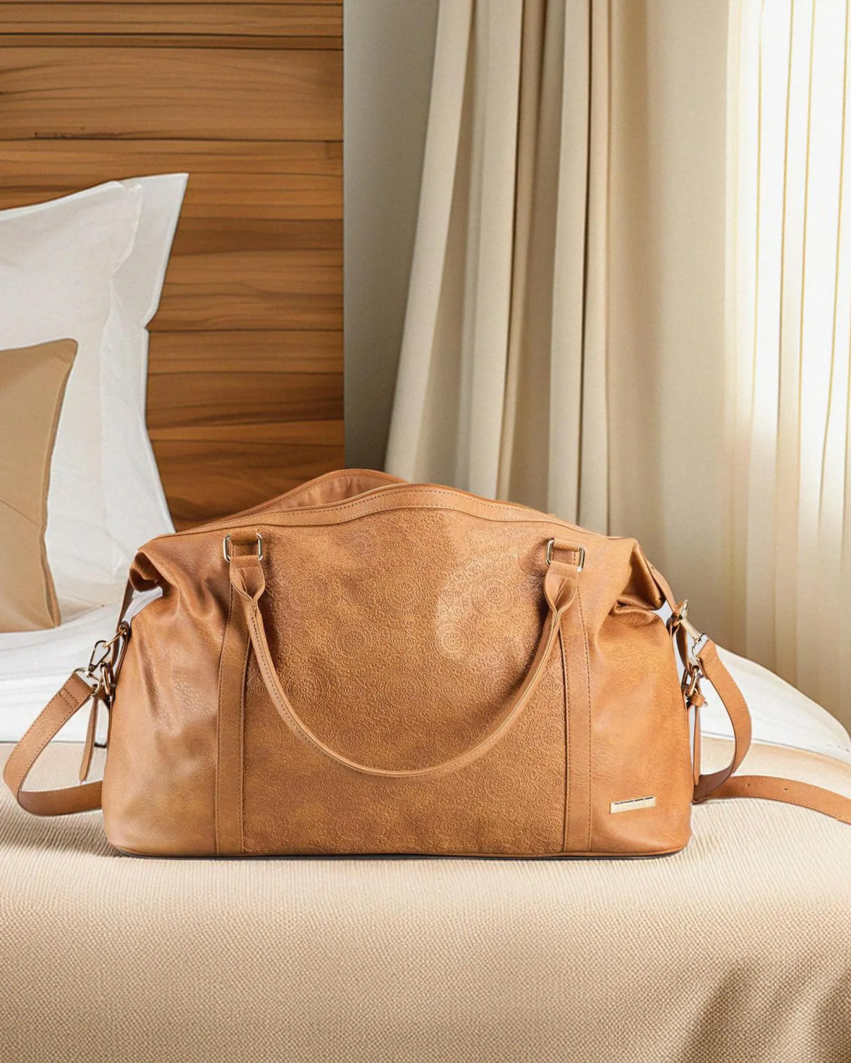 Ashley Travel Bag