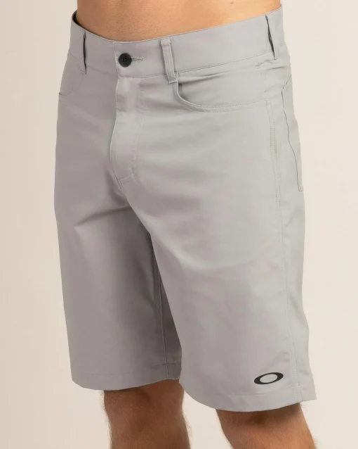 Baseline 21" Hybrid Walk Shorts