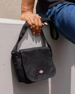 Basic Courier Bag