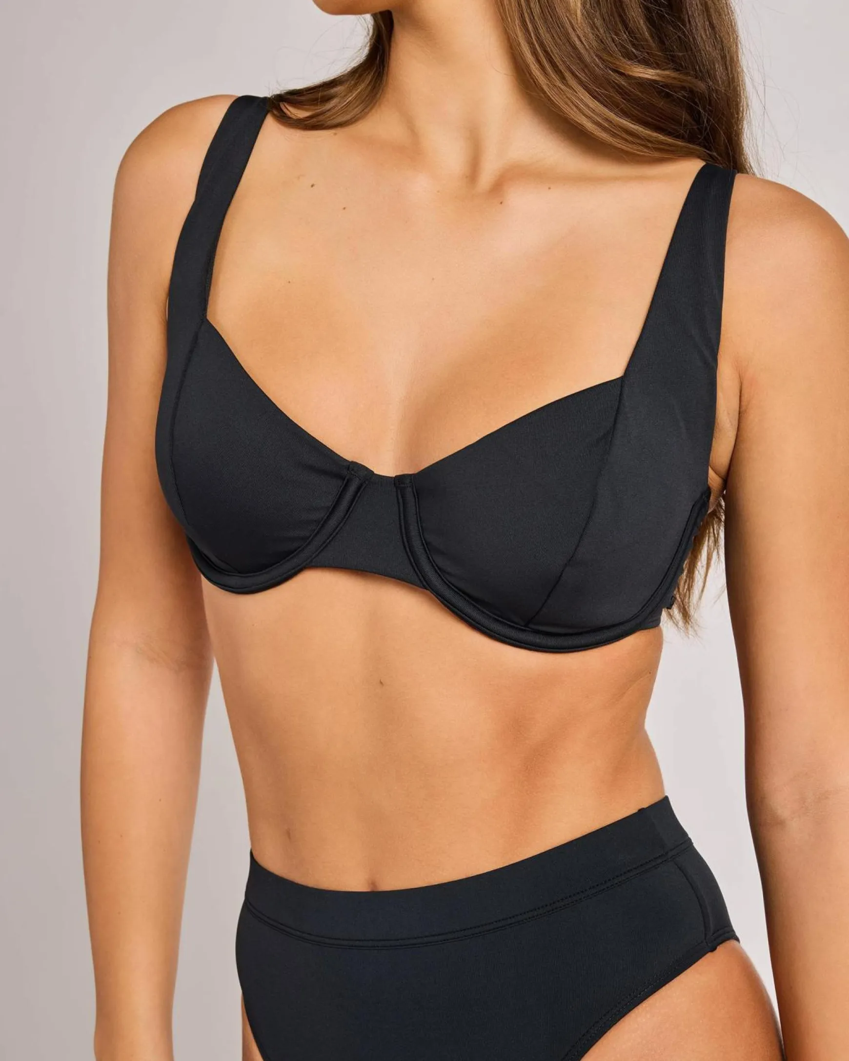 Beach Classics Underwire D Cup Bikini Top