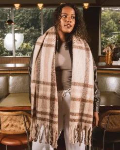 Beth Scarf