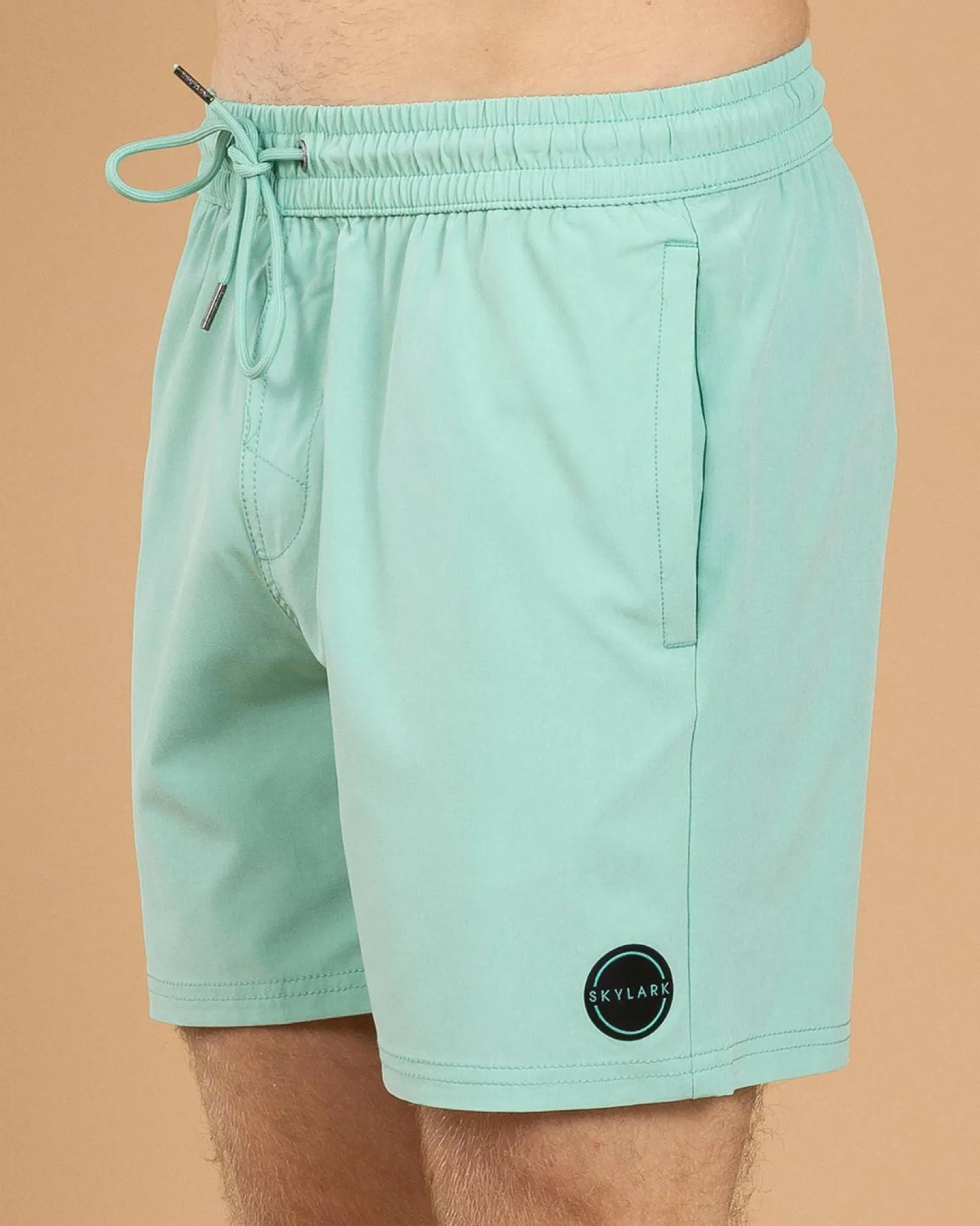 Bind Elastic Waist Shorts