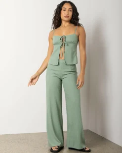 Brighton Hawaii Tie Top