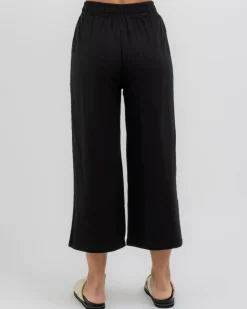 Cali Hawaii Cropped Pants