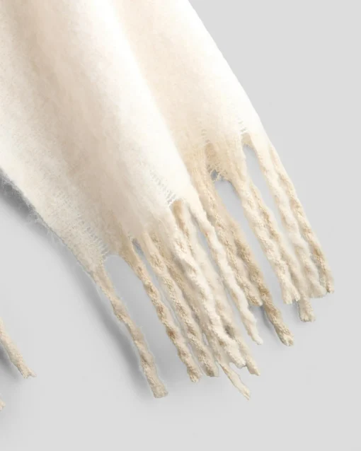 Candice Scarf