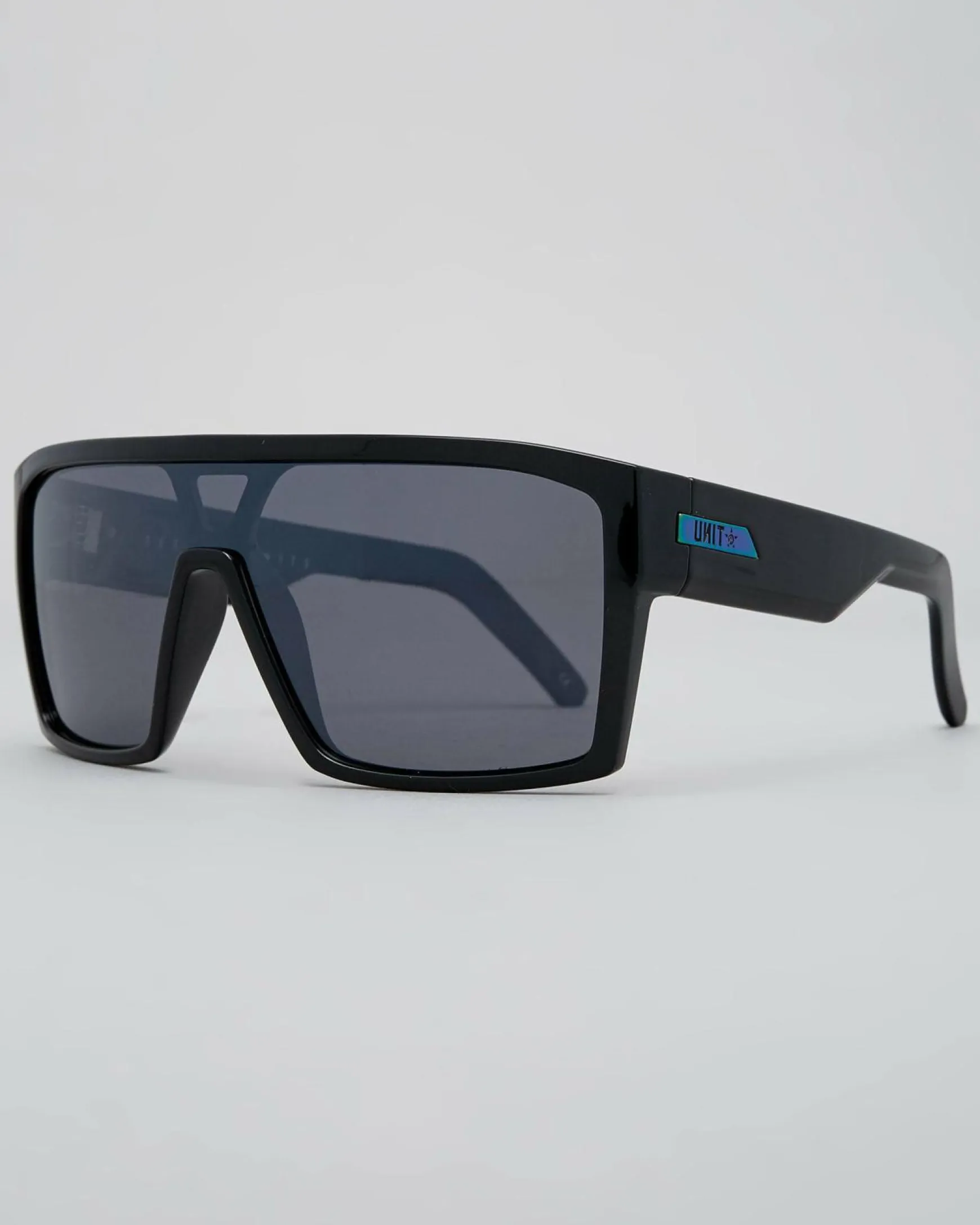Command Polarised Sunglasses