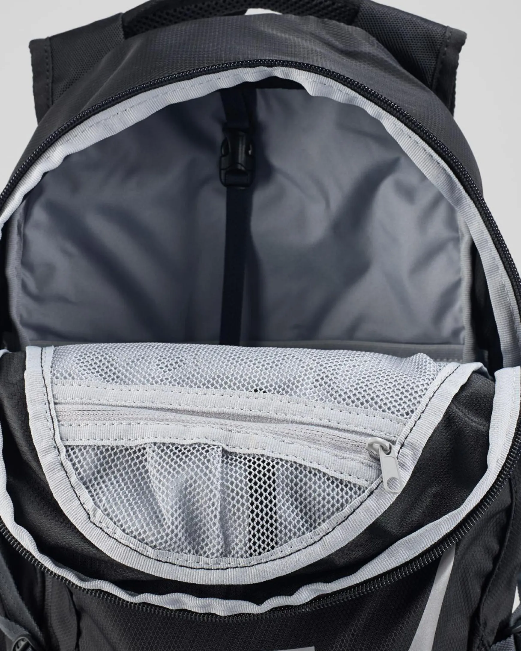 Commuter Backpack 15L