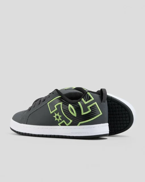 Court Graffik Shoes