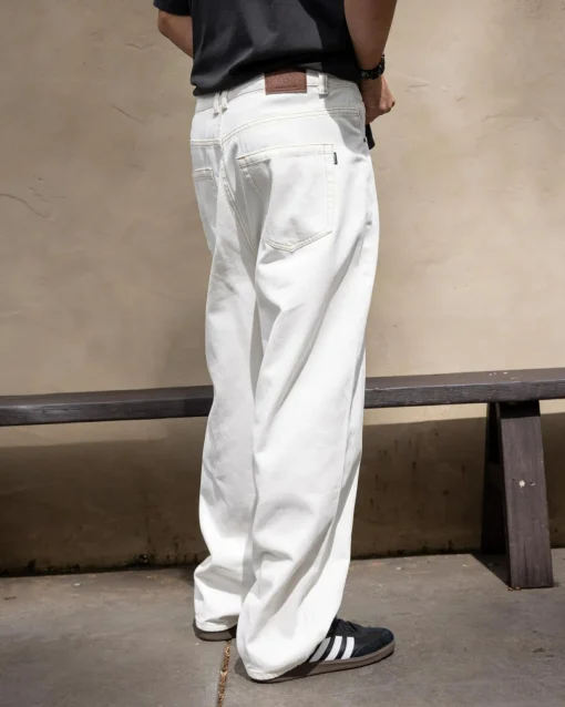 Eliminate Jeans