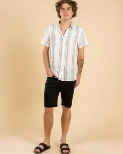 Endure Walk Shorts