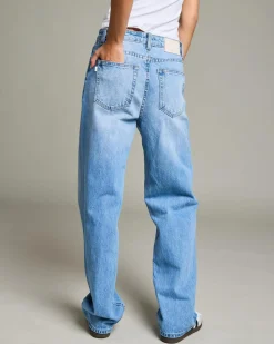 Frankie Mom Jeans