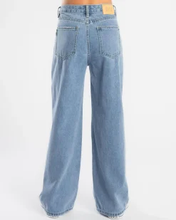 Girls' Icon Straight Leg Jeans