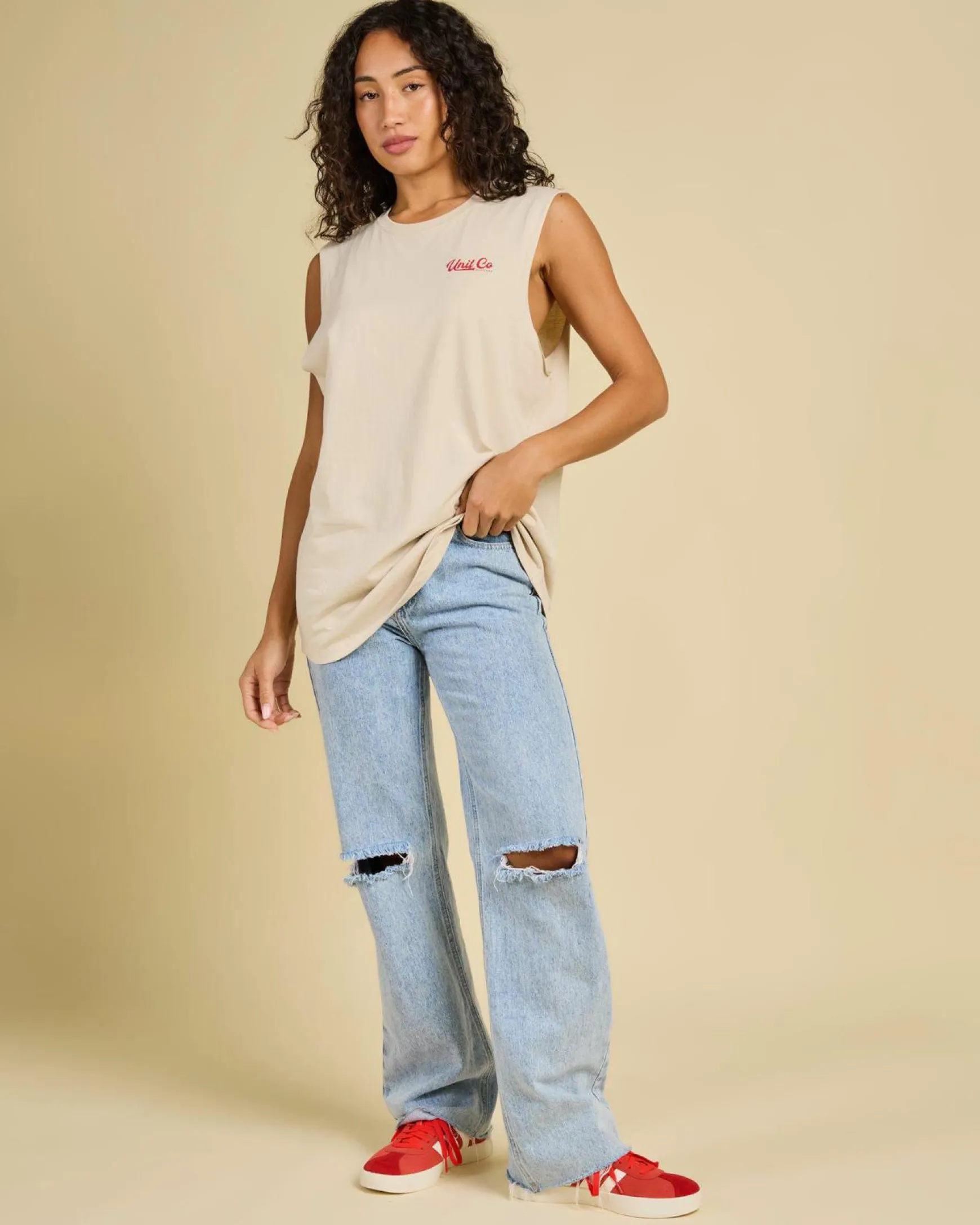 Good Vibes Regular Fit Tank Top