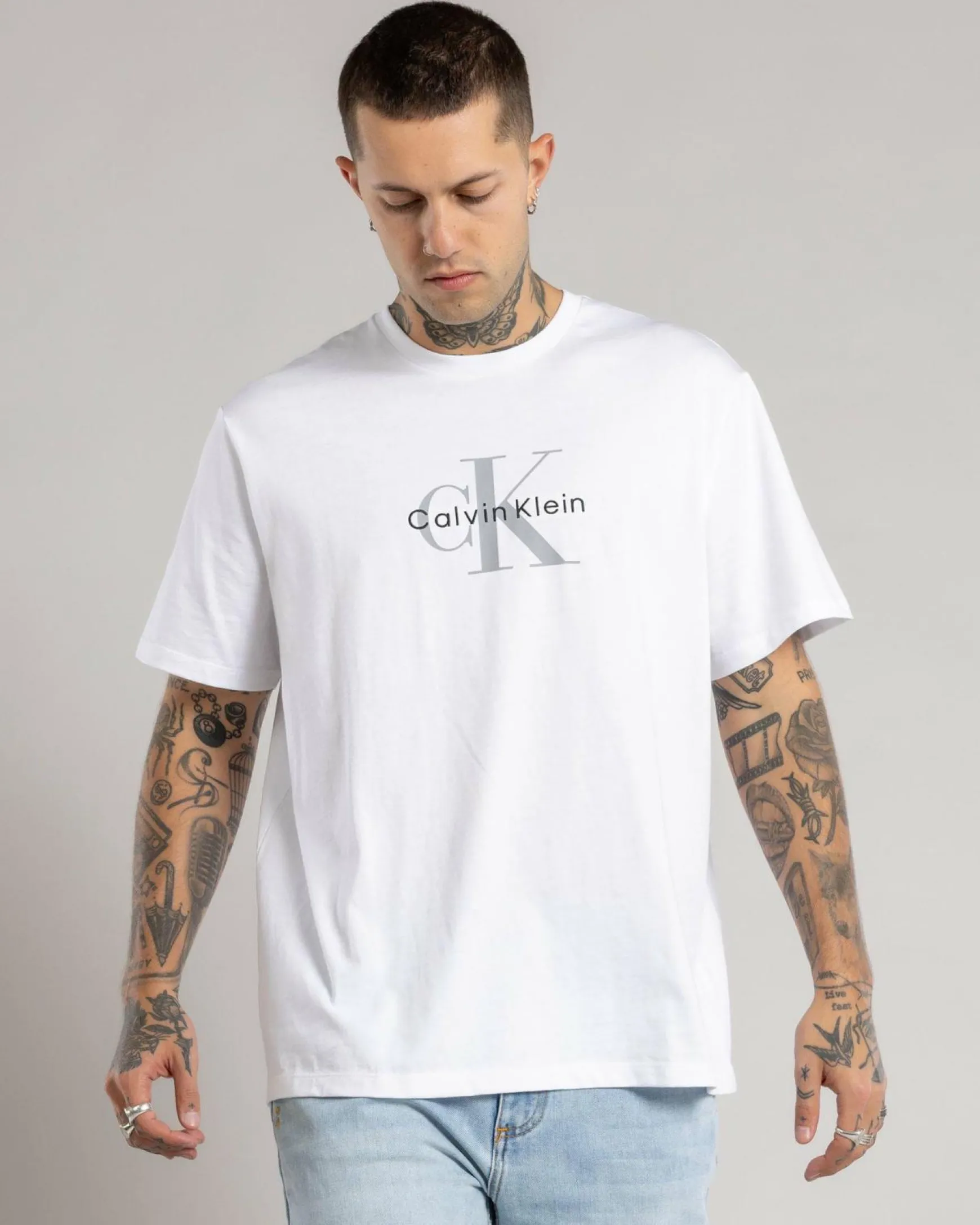 Hero Monologo T-Shirt