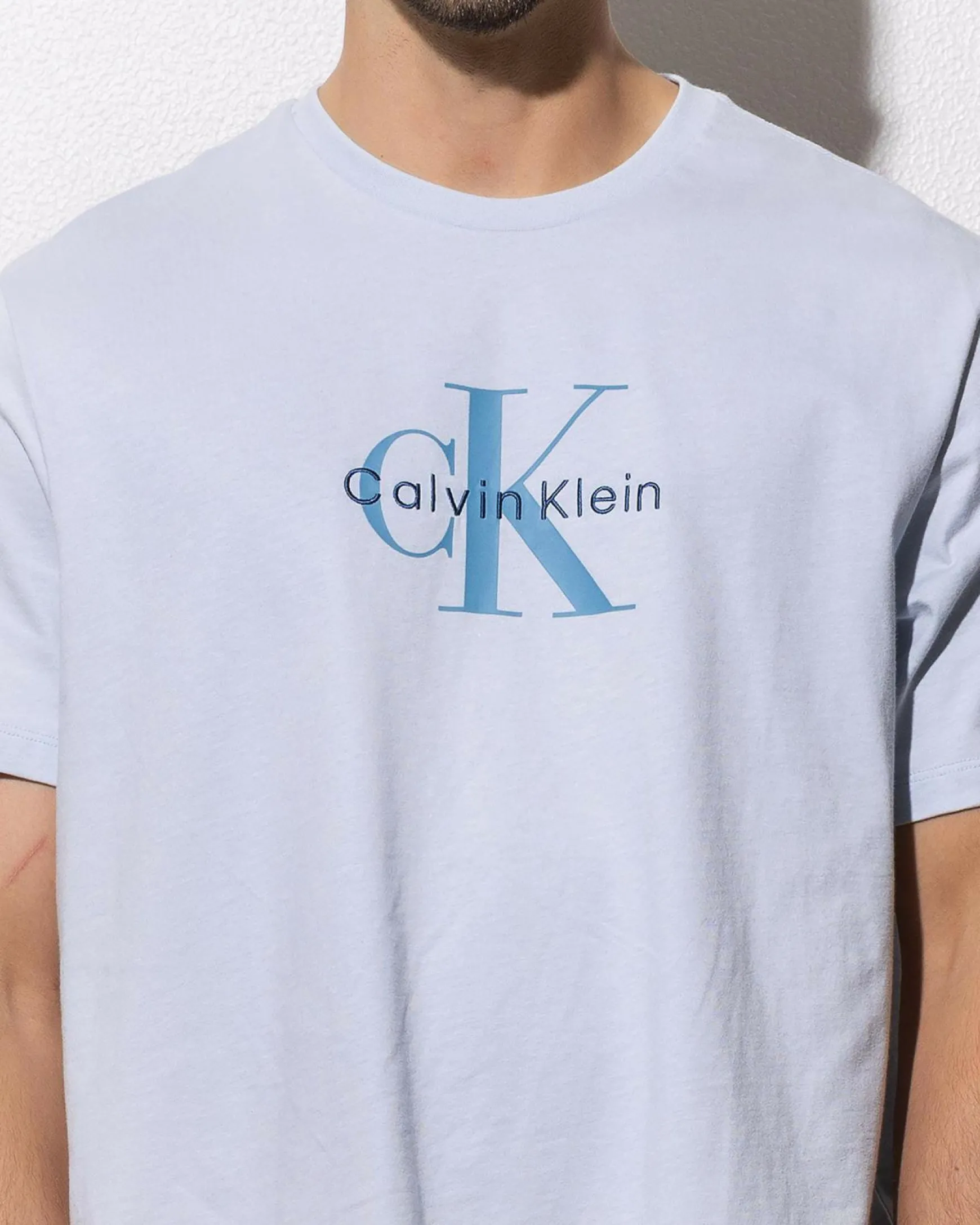 Hero Monologo T-Shirt