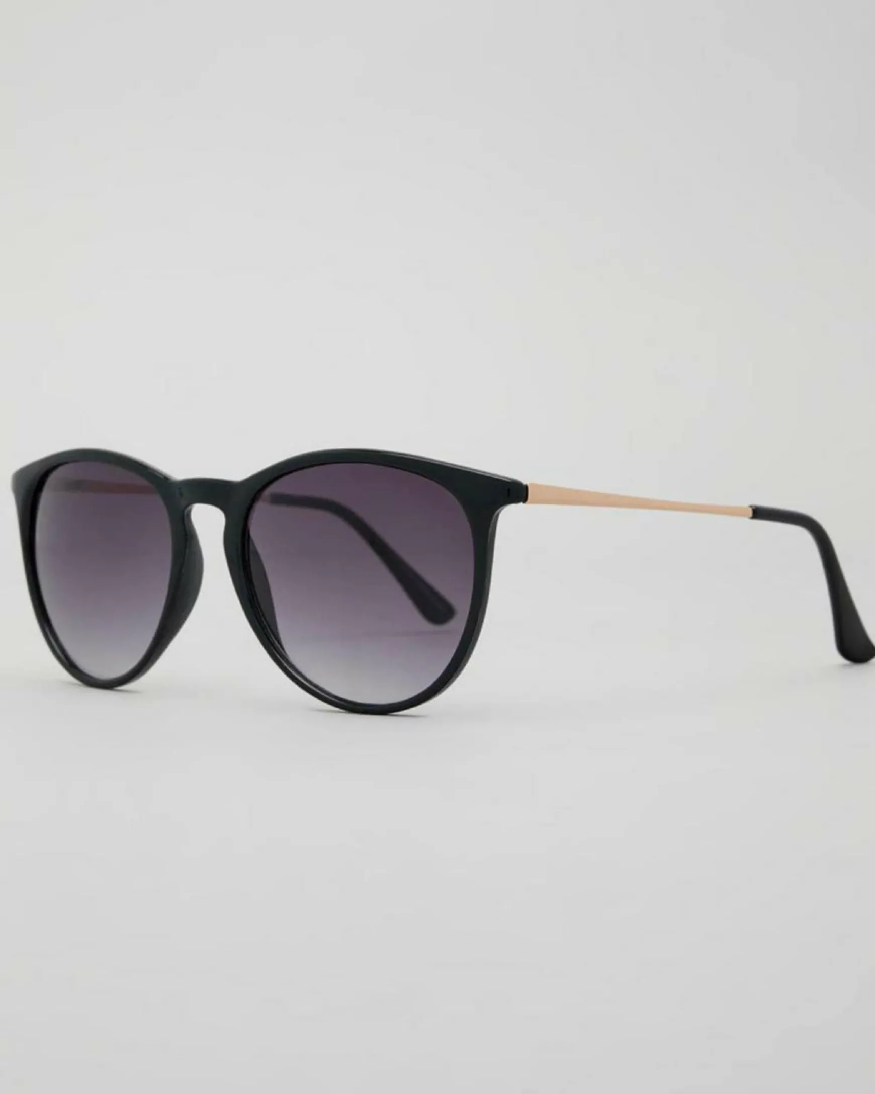 Hyra Sunglasses