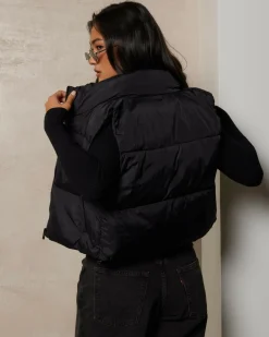 Icy Puffer Vest