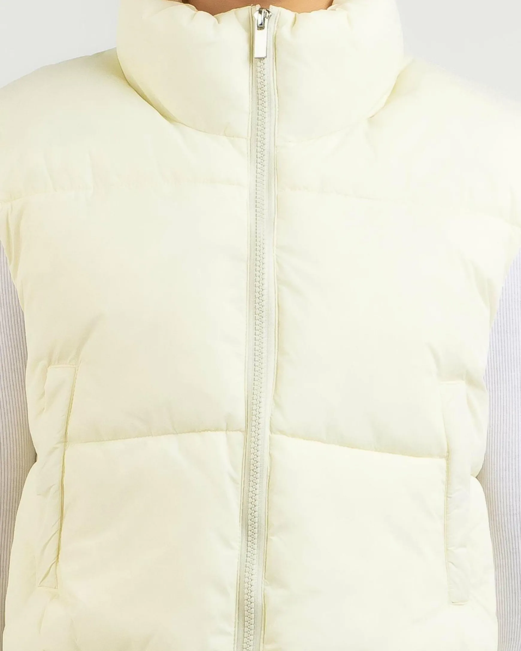 Icy Puffer Vest