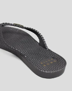 Kick Back Metallic Thongs