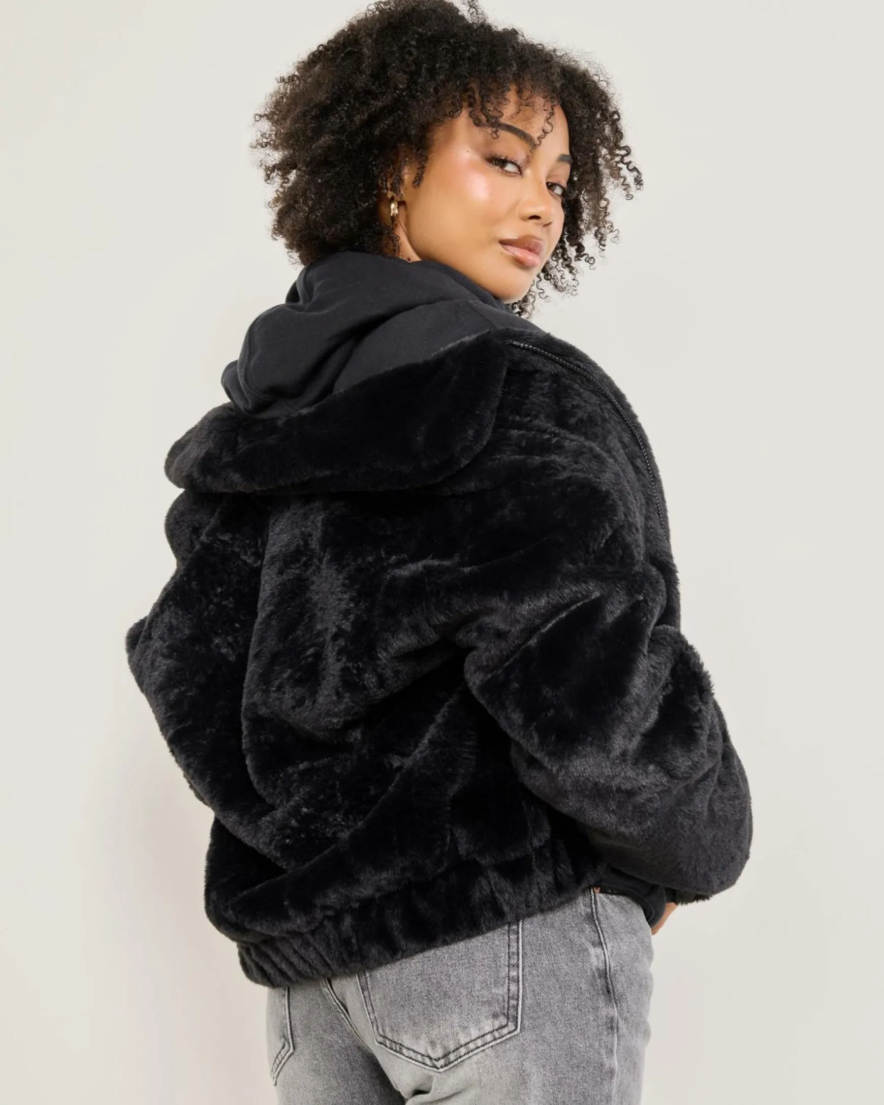 Kick On Faux Fur Jacket