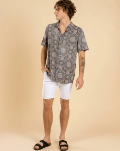 Laneway Walk Shorts