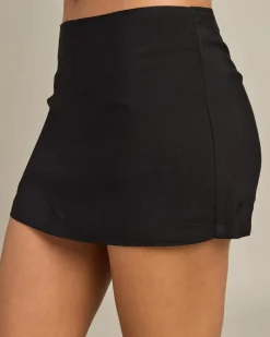 Lili Viktoria Skort
