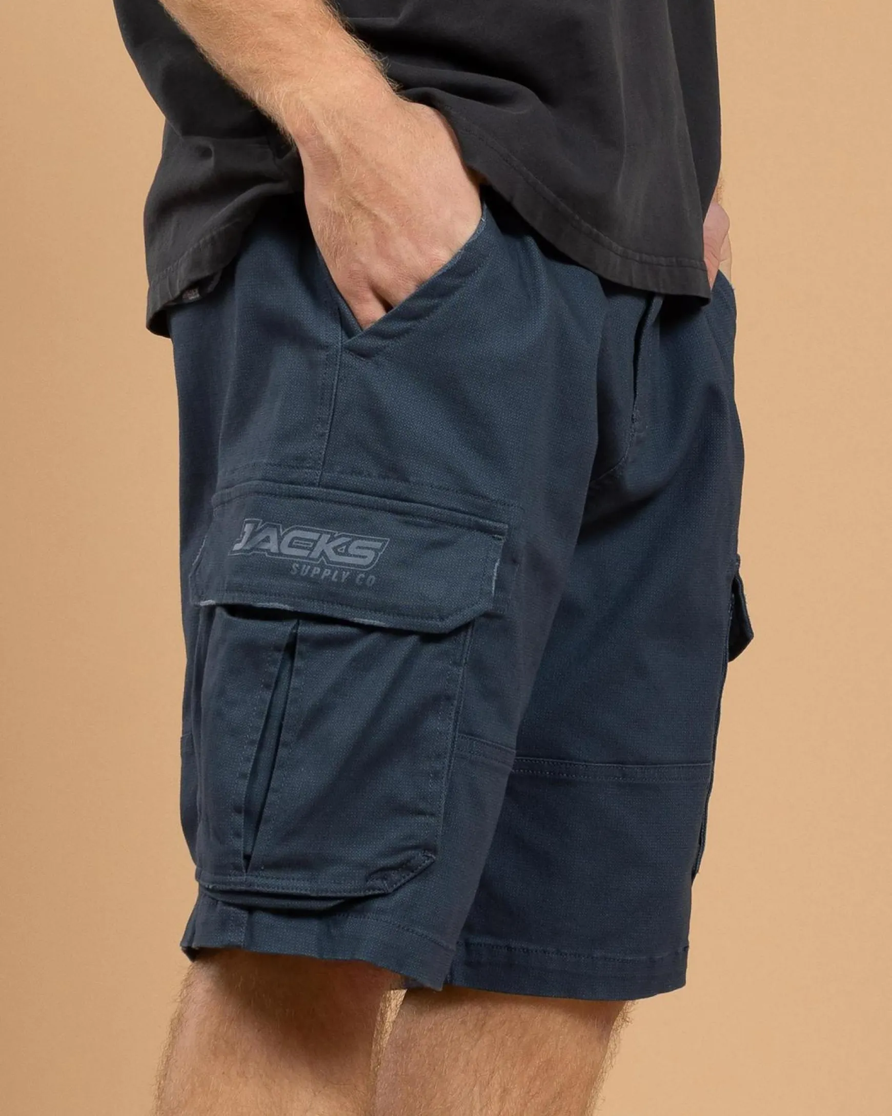 Limit Cargo Walk Shorts