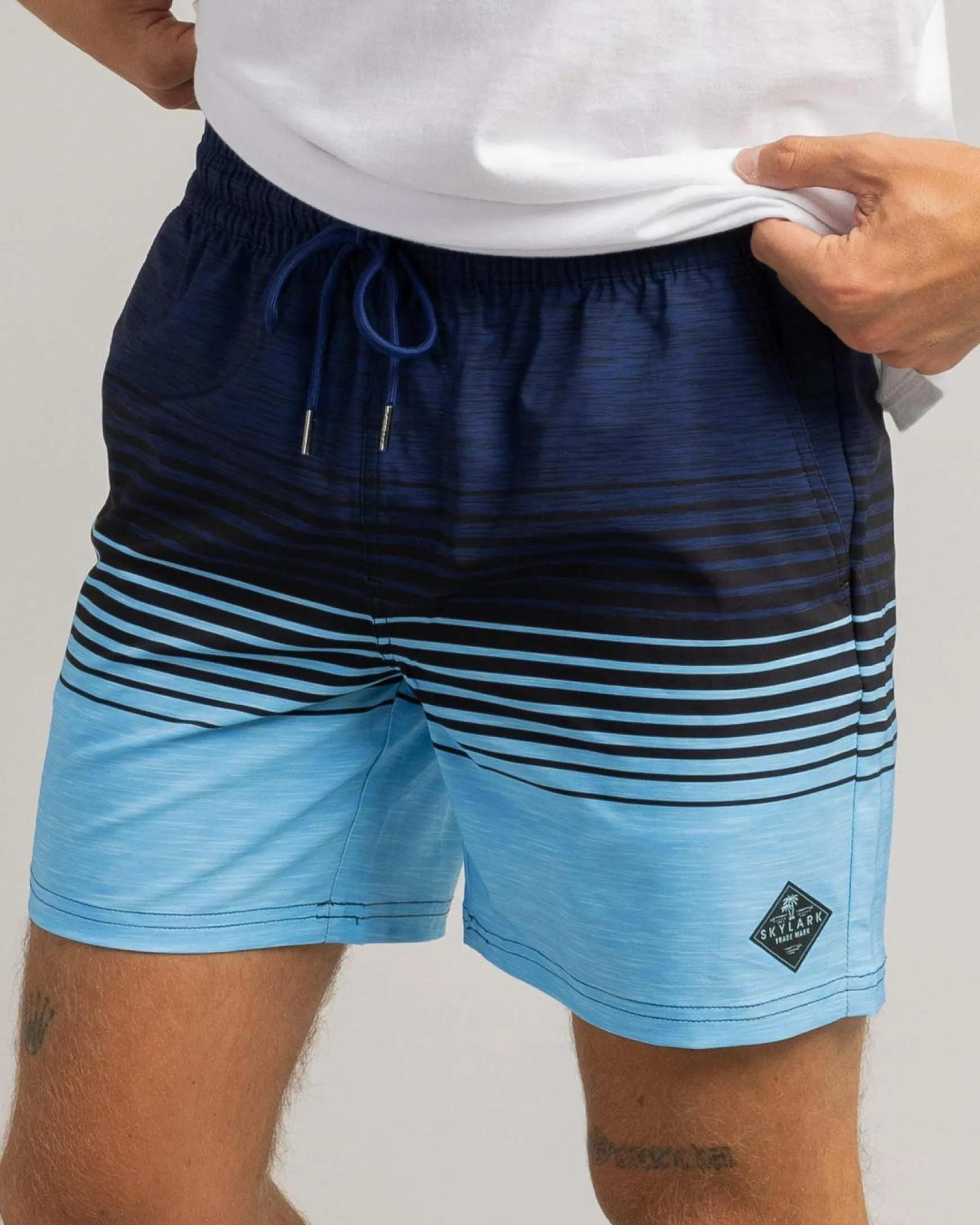 Linear Elastic Waist Shorts