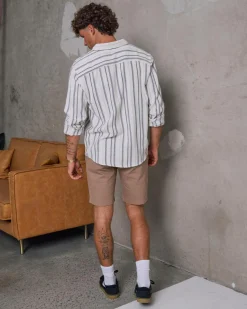 Lineup Shorts