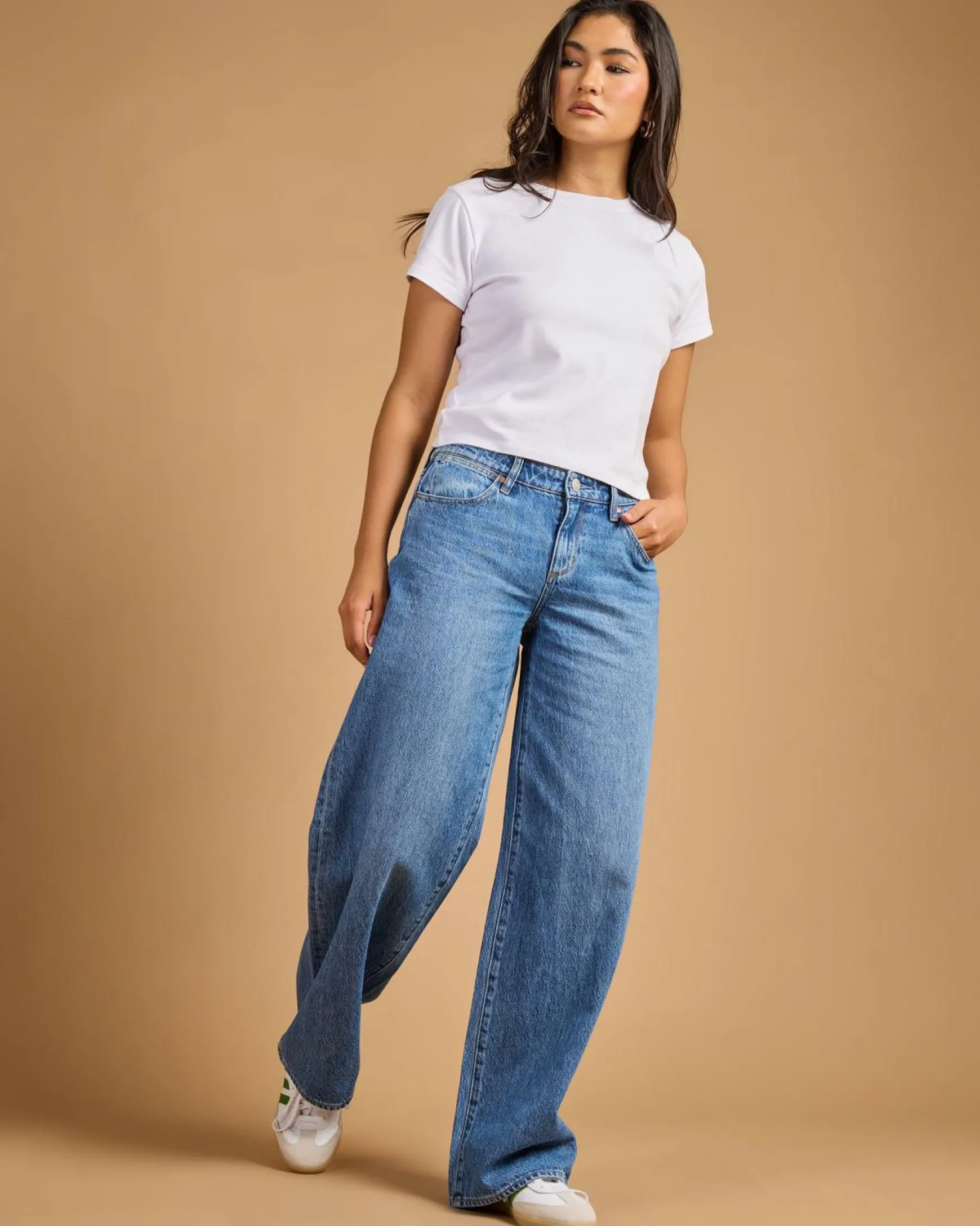 Low Farrah Super Baggy Jeans