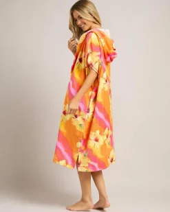 Manaia Zip Hooded Towel