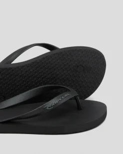 MC Thongs