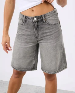 Mid Farrah Shorts