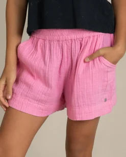 Milky Shell Shorts