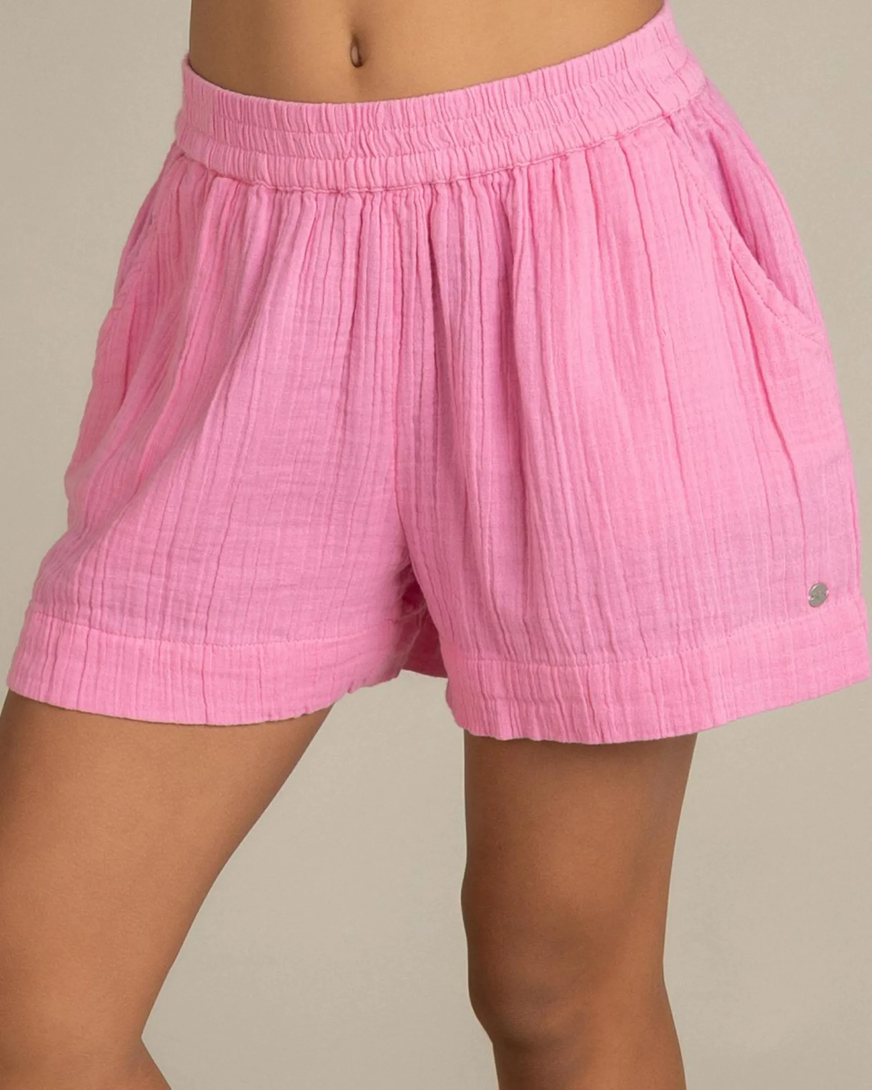 Milky Shell Shorts