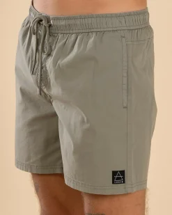 Motion Elastic Waist Shorts