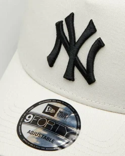 New York Yankees 940-A Frame Cap