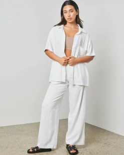 Nora Hawaii Short Sleeve Shirt