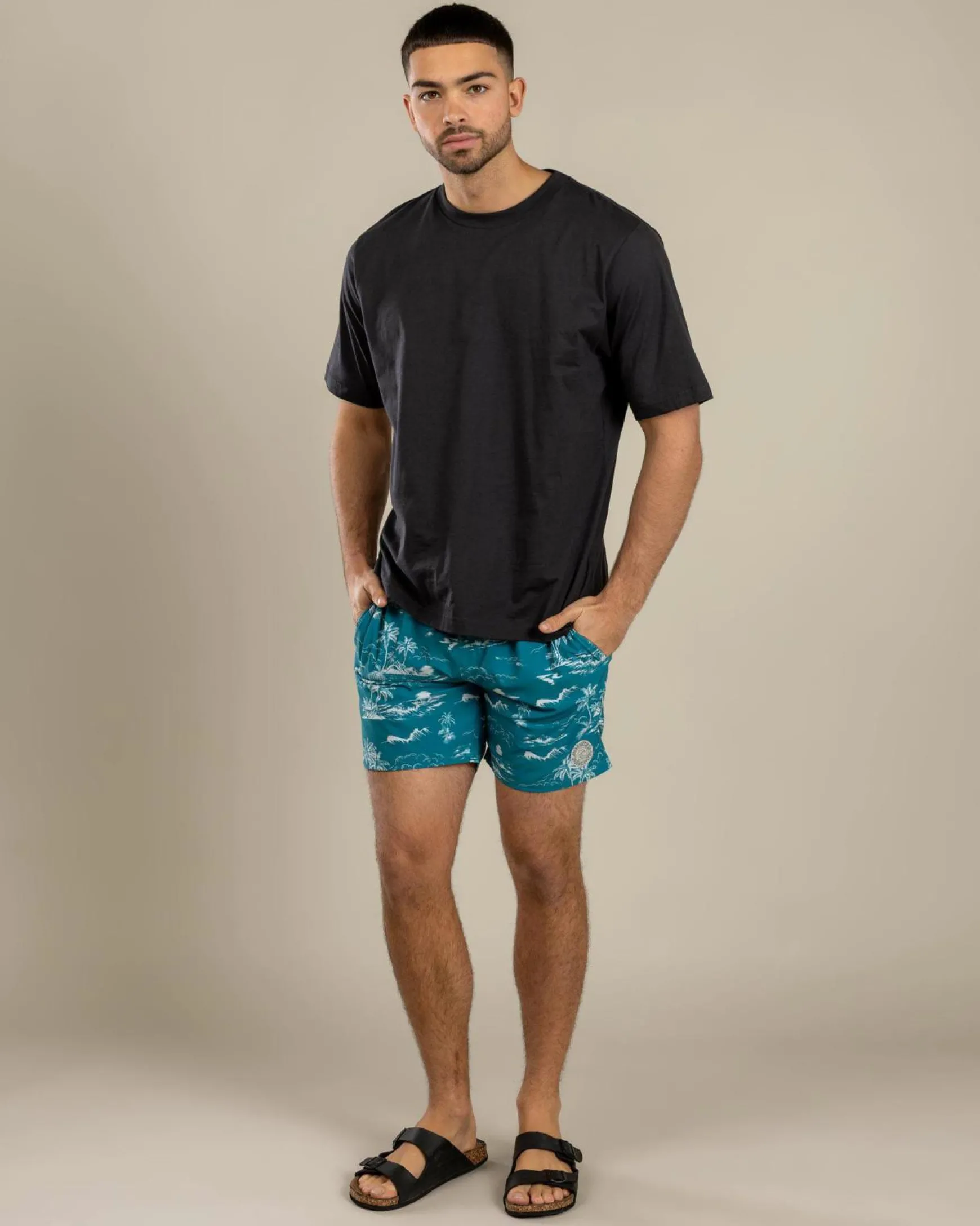 Palm Elastic Waist Shorts