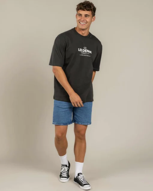 R4 Straight Shorts