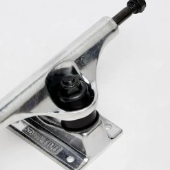 Raw Skateboard Truck